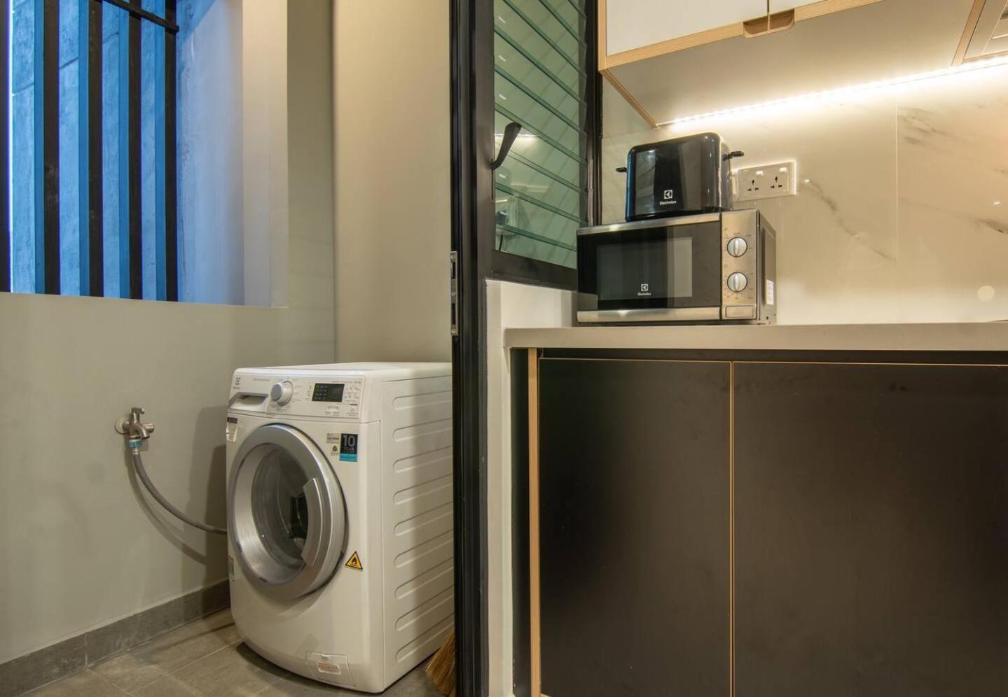 Luxury 2 Or 3Br Apartment In Dist 1 N Pool, Gym, Airport Pickup Ho Chi Minh-staden Exteriör bild