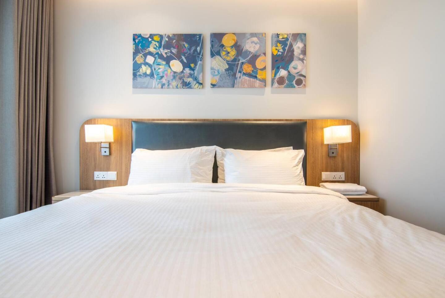 Luxury 2 Or 3Br Apartment In Dist 1 N Pool, Gym, Airport Pickup Ho Chi Minh-staden Exteriör bild
