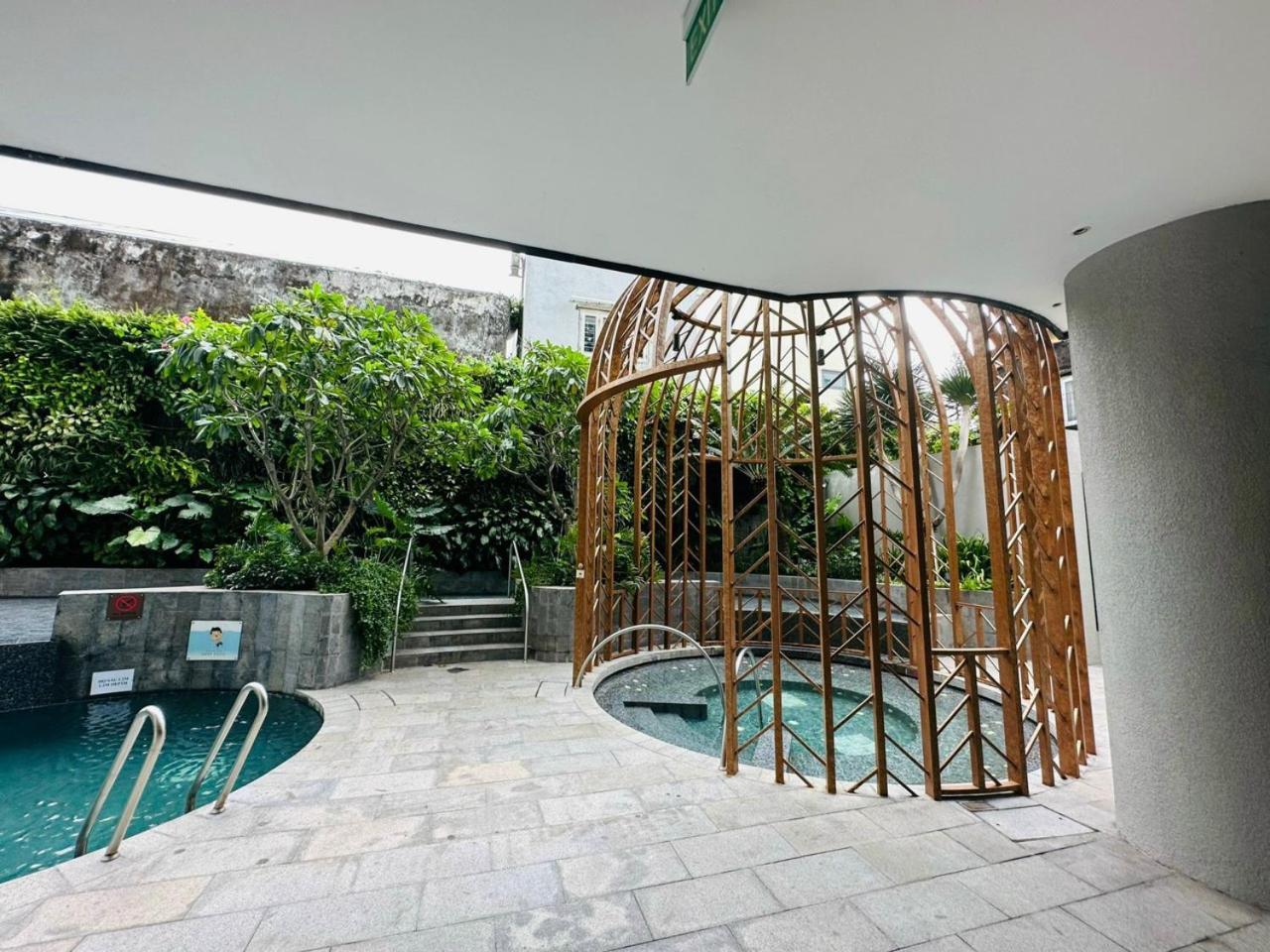 Luxury 2 Or 3Br Apartment In Dist 1 N Pool, Gym, Airport Pickup Ho Chi Minh-staden Exteriör bild