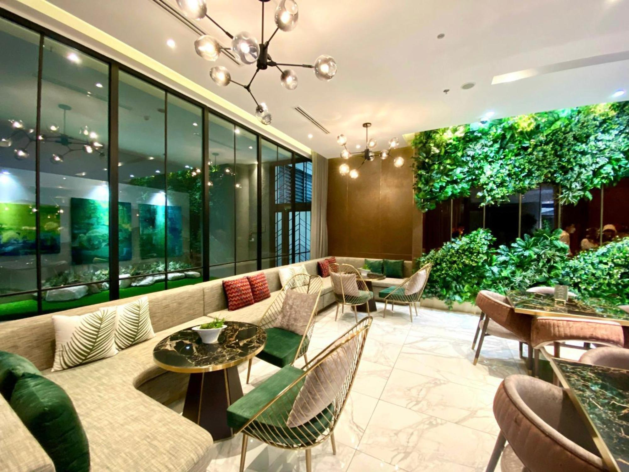 Luxury 2 Or 3Br Apartment In Dist 1 N Pool, Gym, Airport Pickup Ho Chi Minh-staden Exteriör bild