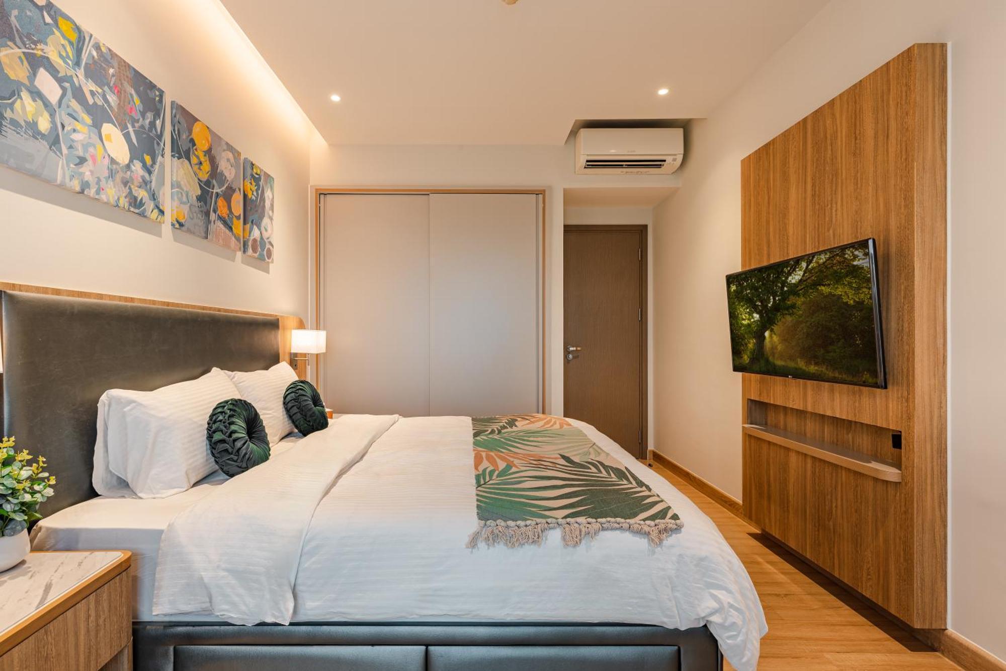 Luxury 2 Or 3Br Apartment In Dist 1 N Pool, Gym, Airport Pickup Ho Chi Minh-staden Exteriör bild